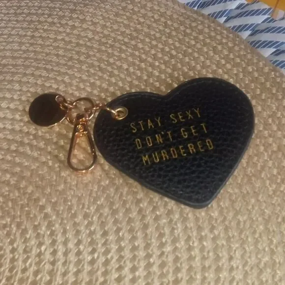 Heart keychain‎
