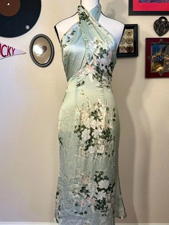 Soft Pale Green Tie Back Formal Dress