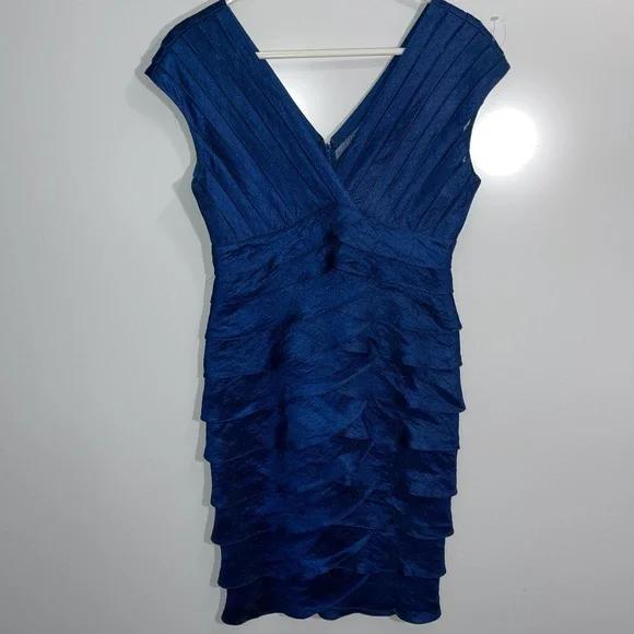 Adrianna Pappell Blue Metallic V-Neck‎ Scalloped Cocktail Midi Dress Size 8