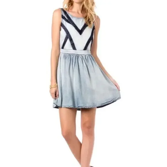 Miss Me Sweet surprise Chambray Mini Dress Women Size Small Blue A-line Crochet