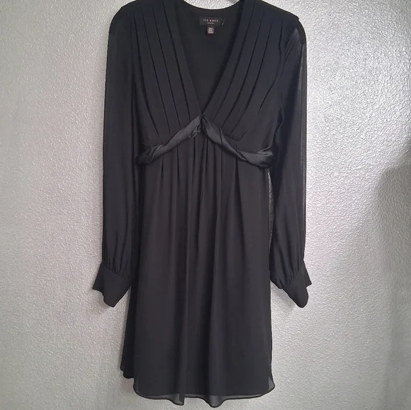 Ted Baker Cocktail/Formal Dress  Size 0