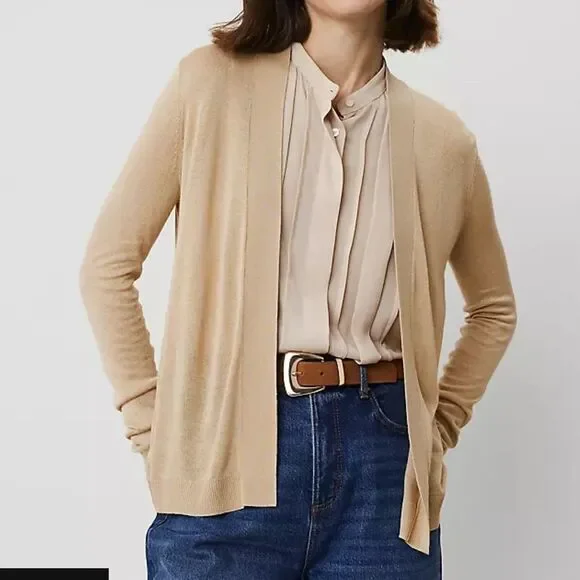 Ann Taylor L Camel knit open Sweater