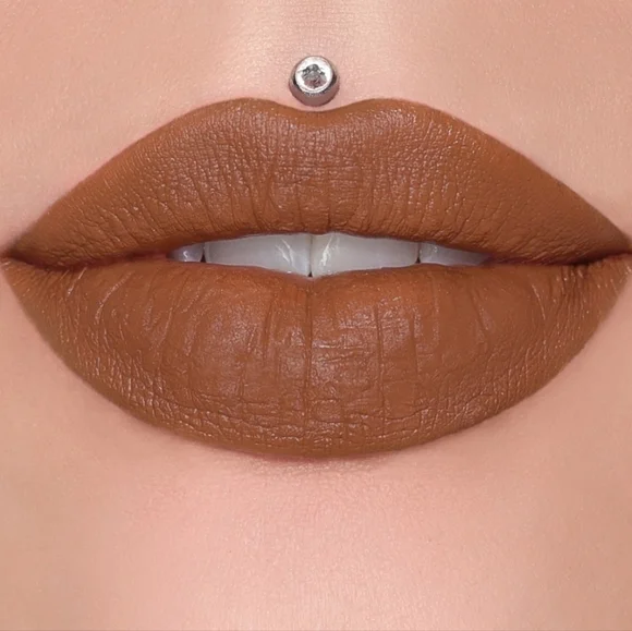 Jeffree Star Velvet Trap Lipstick in Shade Chocolate Fondue - New In Box
