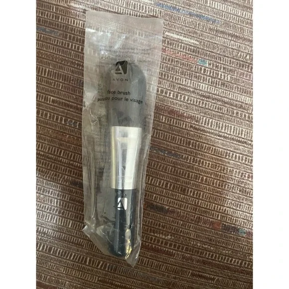 AVON Face Brush