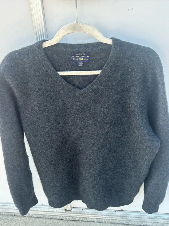 Charter Club Grey 100% CASHMERE Sweater.