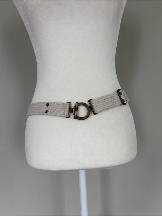 Minimalist Beige Woven Belt with Antique Brass Circular Toggle Buckle Size 8