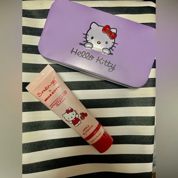 GB* New! Hello Kitty Apple Blossom Handy Dandy Cream and Mini Brush Bundle