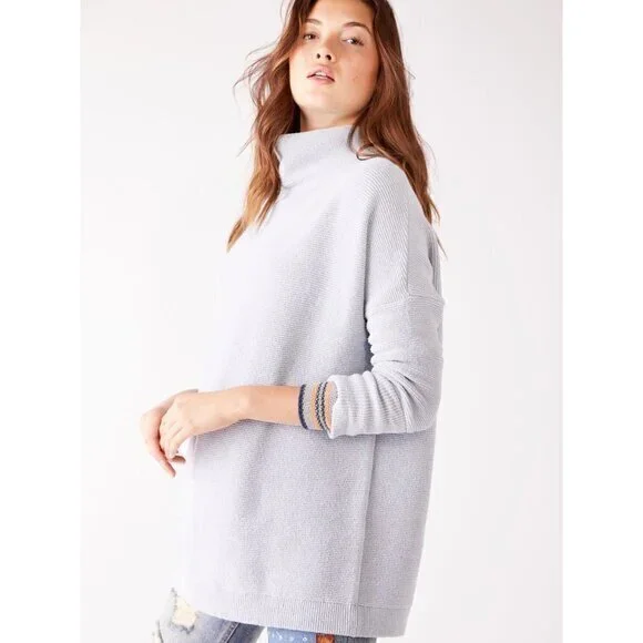 Free People Slouchy Ottoman Tunic Sweater in Powder Blue Size XS