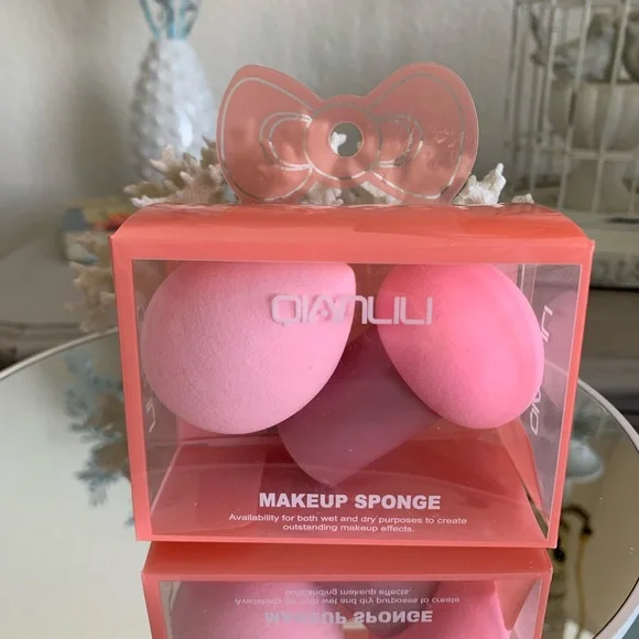 QIANLILI Makeup Sponges Set of Two Soft Blush Pink Tones Barbiecore Feminine