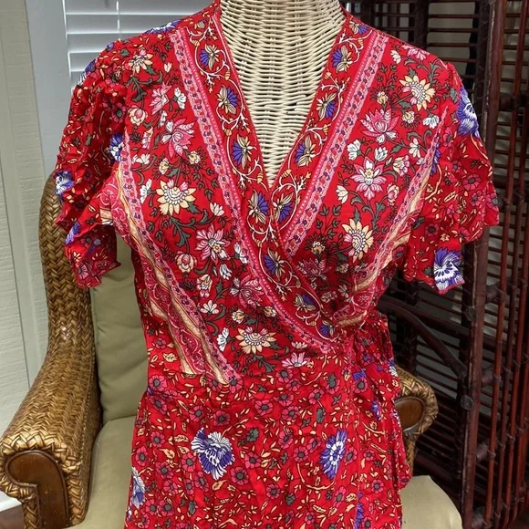 Beautiful front wrap red maxi dress purple flowers Size S
