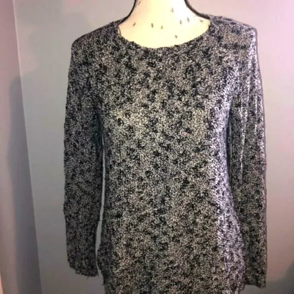 Black & Gray Sweater-EUC-Small