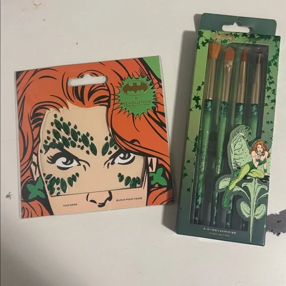 Revolution x Batman Poison Ivy Brush Set Face Gems Bundle NWT