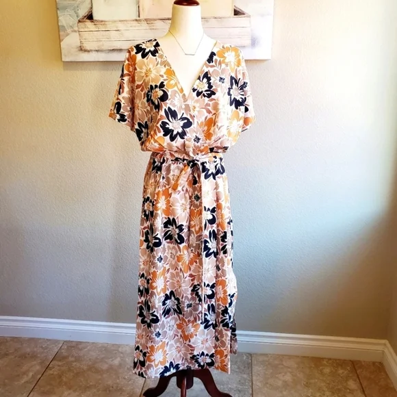 ALEXIA ADMOR | Iris Dolman Sleeve Faux-Wrap Dress in Beige Floral sz 3X