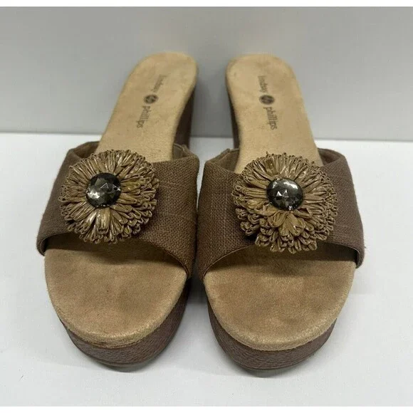 Lindsay Phillips Devon women size 8 brown wedge platform slip on snap on sandals