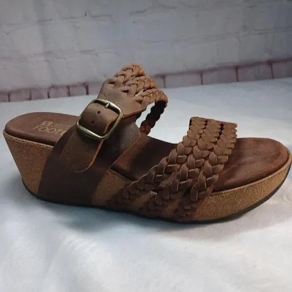 White-mountain Women's Brown and Tan Sandals