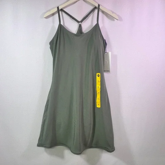 Outdoor Voices Women's Exercise Dress Agave Green Built-In Shorts Pockets Size M