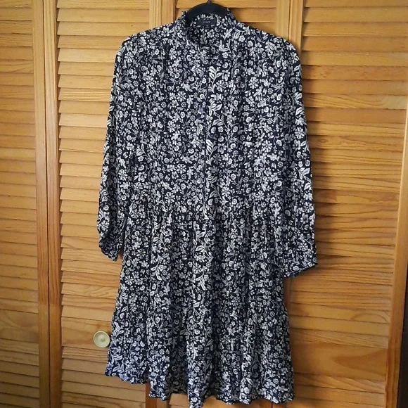 J.Crew Re-Imagine Black and White Floral Inseam Pockets Ruffle Collar Dress XS