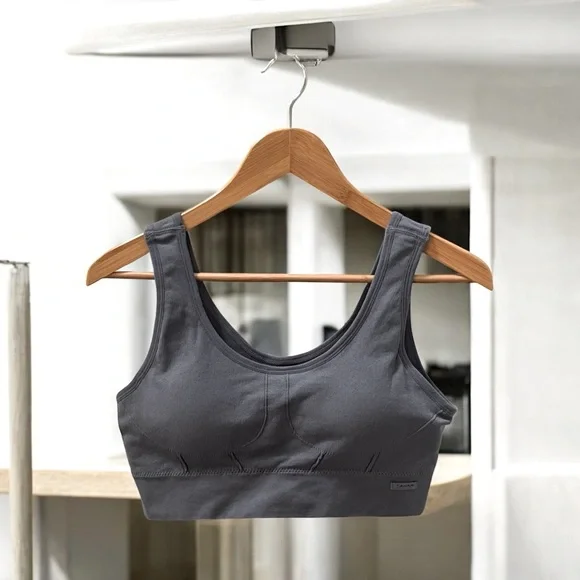 NWT Women’s Tahari Charcoal Sports Bra! XLarge!