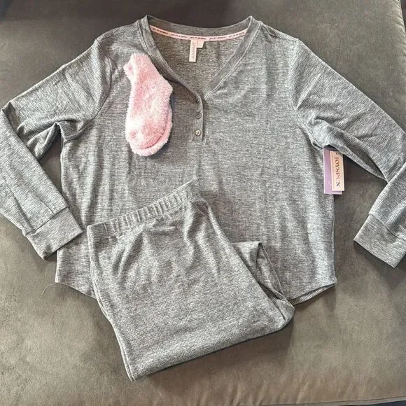 Women’s Gray 3 Piece Pajama Sleepwear Set Size XL 16/18 NWT