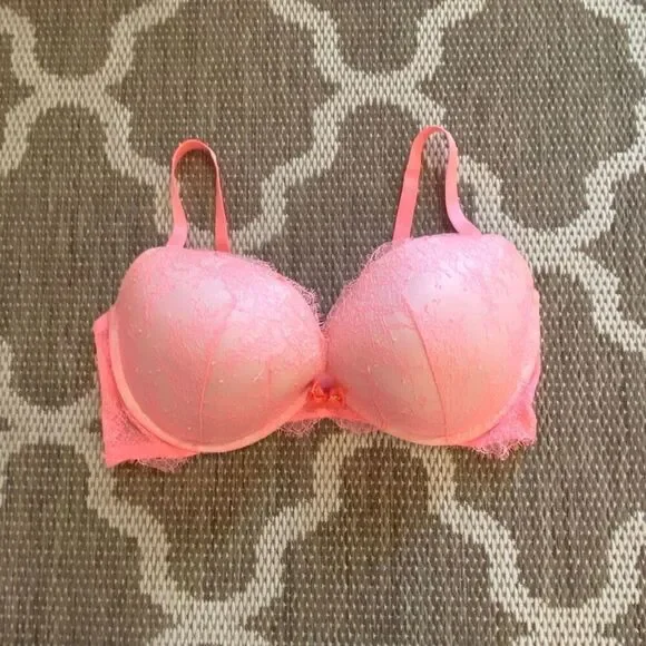 Victoria’s Secret push up Bra size 36DD