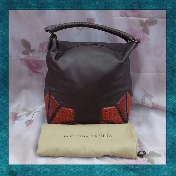 EUC BOTTEGA VENETA Large Leather Purple Eggplant Hobo Bag