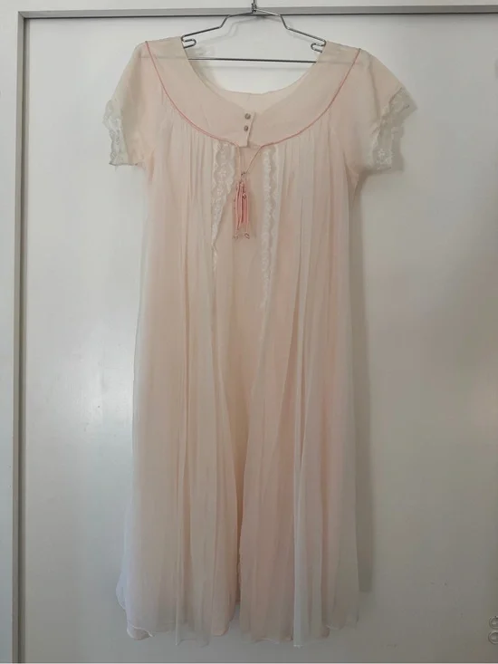 Vintage 70s Tempo Nylon Sheer Bed Coat Robe Pink Lace Trim Lingerie Small