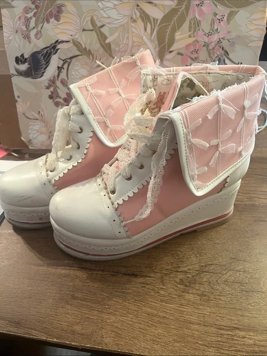 Lace-Up Pink and White Platform Boots - Feminine Floral Trim