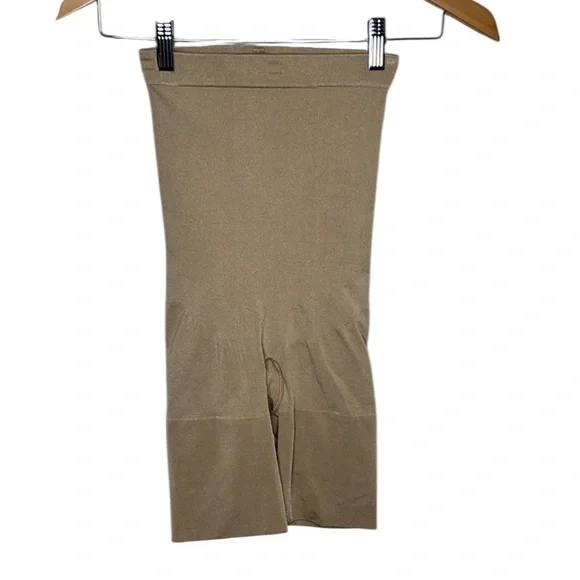 Spanx Tan High Waisted Tight Shorts Women Size Medium