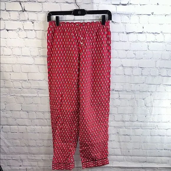 🐧 Victoria’s Secret Pajama Bottoms - Red with Little Penguins - Size XS