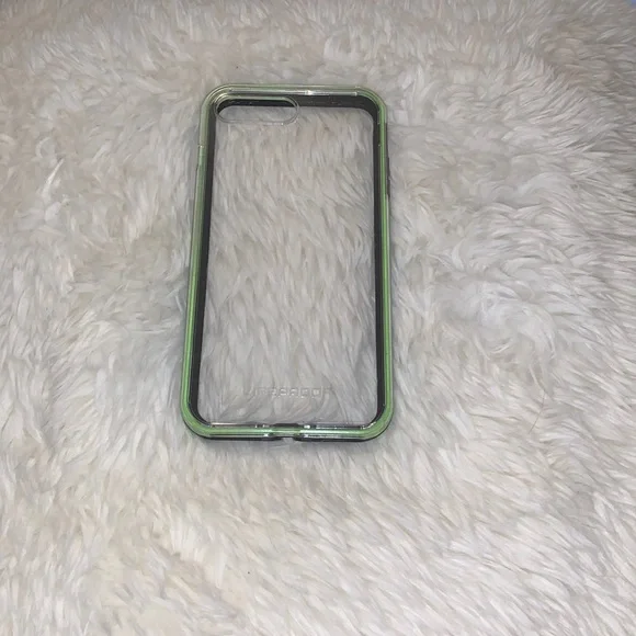 • Lifeproof iPhone 8 Plus case •
