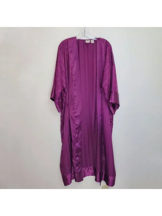 Victoria's Secret vintage gold label in plum