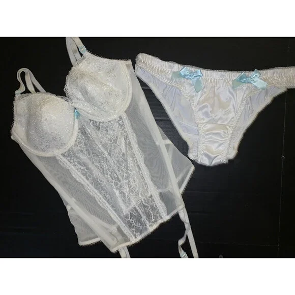 Victoria's Secret 34C,36D GARTER CORSET SLIP L panty white lace blue BRIDAL I DO