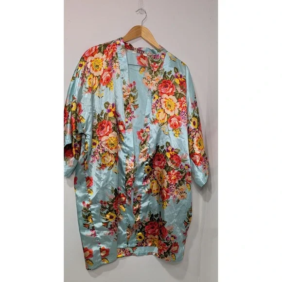 Mei Yesi Da Kimono Robe Blue Floral Satin Short‎ Sleeve Lightweight Women's