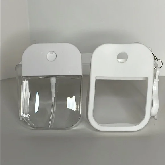 Refillable Hand Sanitizer Key Chain NIP