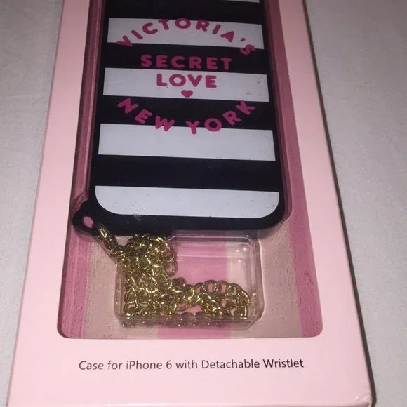 VS LOVE New York Iphone 6 w/ detachable Wrist