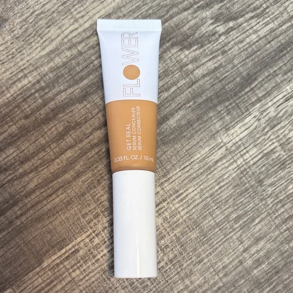 🌵5 for $20🌵FLOWER Get Real Serum Medium Deep Concealer