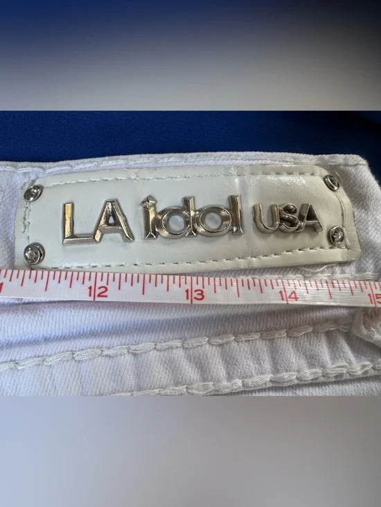 La Idol White Women's Denim Shorts