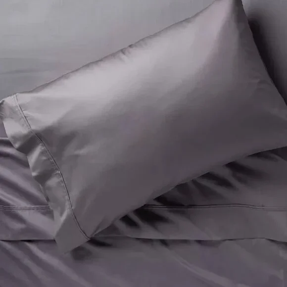 THRESHOLD Performance Pillowcase Set