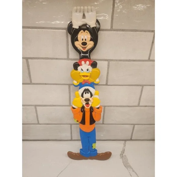 Vintage Walt Disney World Back Scratcher Goofy Donald Duck Mickey Mouse 15