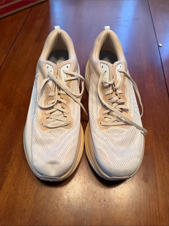 Hoka Men’s Bondi 8 New Sz 16D No Box Running Sneakers - Cream/Beige