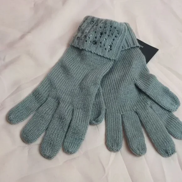 Victoria's Secret Gray Knitted Gloves With Rhinestones