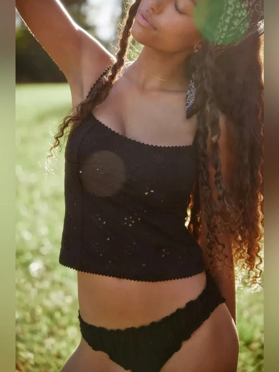FREE PEOPLE | ✨NEW✨ Full Bloom Cotton Eyelet Cami in Black