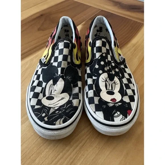 Vans X Disney Mickey & Minnie Sneaker Flames Slip On Classic Skate Kids Size 1.5