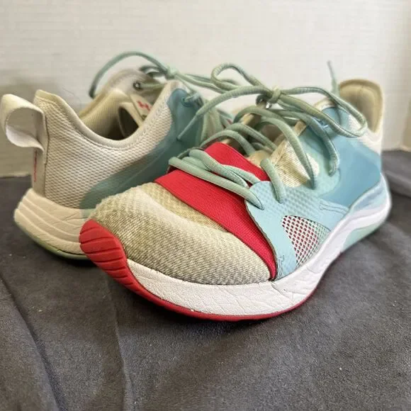 Under Armour Charged Breathe Training Shoes Sneakers Womens Size 8
