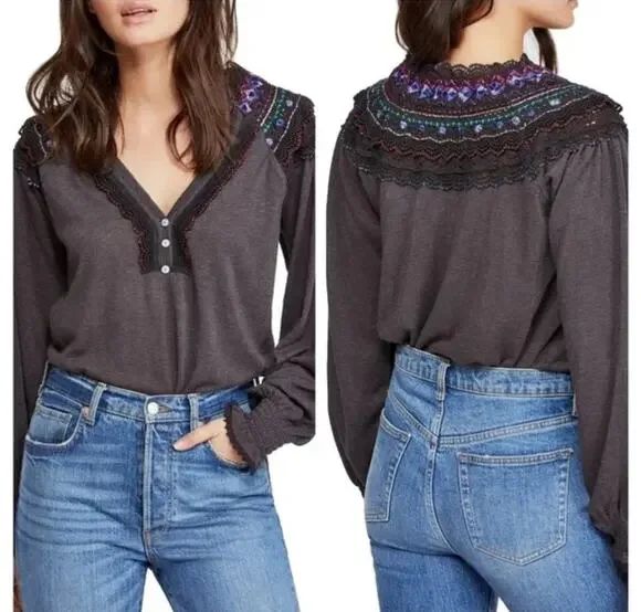 Free People NEW Women's Black V-Neck Embroidered Siesta Fiesta Top Sz XS Boho