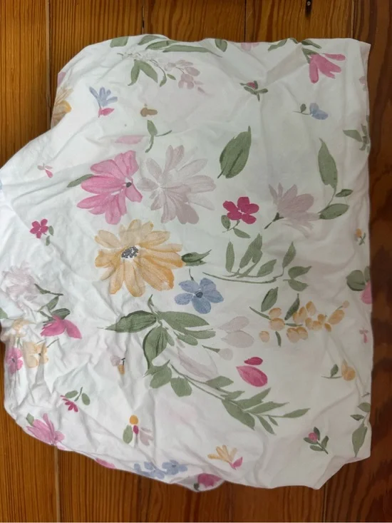 Pottery Barn Kids Floral Cribsheet