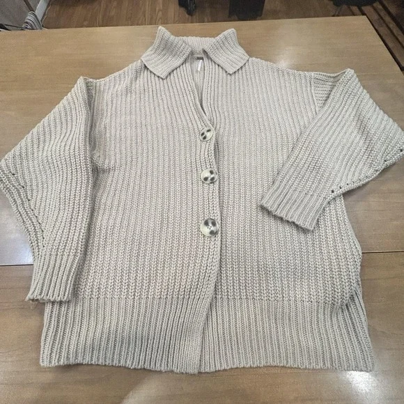 Free People Cardigan Sweater Womens XS Petite Beige Collared Chunky Knit Button