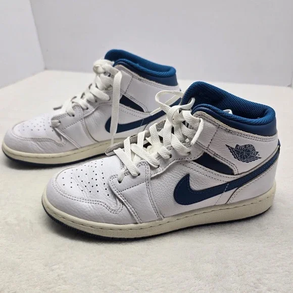 Jordan Air Jordan 1 Mid Midnight Navy White Streetwear Kids Sneaker 4Y