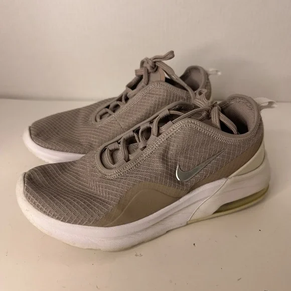 Nike Womens Air Max Motion 2 Running‎ Shoes Ivory AO0352-203 2019 Sneaker 7