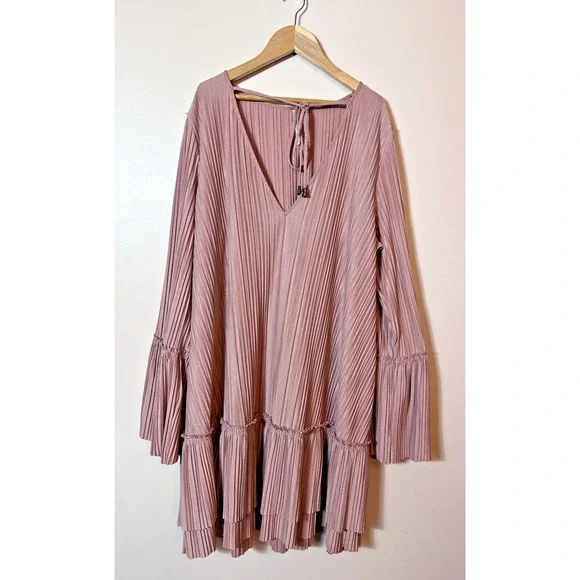 Free People Cant Help It Mini Dress Large Pink Pleated Ruffle Bell Babydoll